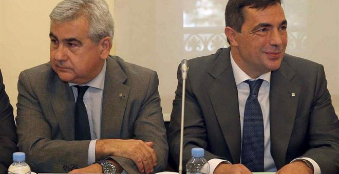 Fotografia de archivo, tomada el 19/7/2017, del ex secretario general de Interior Cèsar Puig (izquierda) y del exdirector de los Mossos d'Esquadra Pere Soler. | EFE