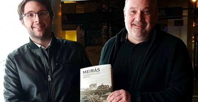 Manuel Pérez Lorenzo (i) y Carlos Babío (d), autores de 'Meirás. Un caudillo. Un pazo. Un espolio'