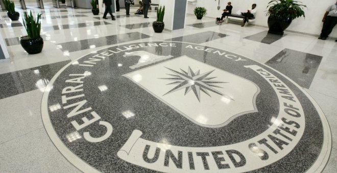 El vestíbulo de la sede de la CIA,en McLean (Virginia. EEUU). REUTERS/Larry Downing