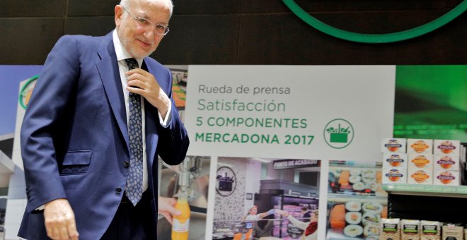El presidente de Mercadona, Juan Roig, en la presentación de los resultados anuales del grupo de distribución. EFE/Manuel Bruque.