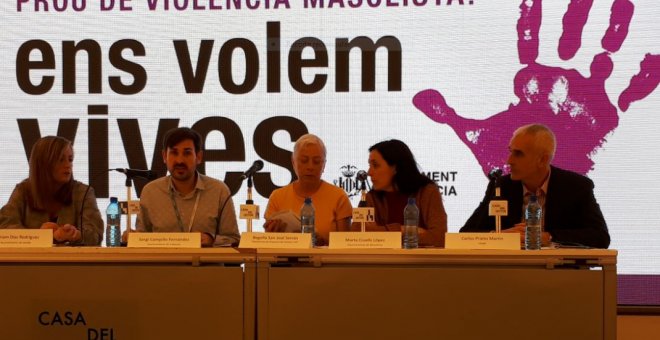 Participantes del Foro de municipios por el Pacto de Estado en materia de Violencia de Género. / Público - Marisa Kohan
