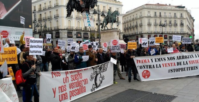 Una manifestación en Madrid contra la venta de viviendas públicas a fondos buitre.- FRAVM