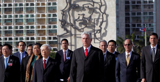 El candidato a suceder a Raúl Castro, Díaz-Canel, durante la visita del Secretario General del Partido Comunista de Vietnam.- REUTERS