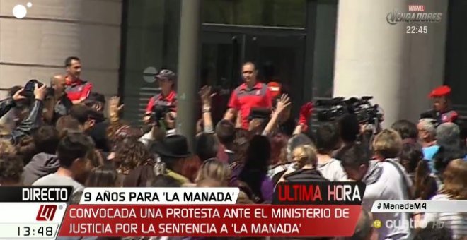 "No es abuso, es violación": las protestas en la calle por la sentencia de 'La Manada'. TWITTER/@mananascuatro