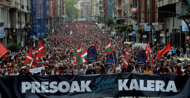 Manifestación en Bilbao el pasado abril en favor de los presos de ETA. REUTERS/Vincent West