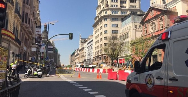 Desalojan viviendas y comercios entre Alcalá y Gran Vía por la rotura de una tubería de gas de gran dimensión. 8 DE MAYO DE 2018. EMERGENCIAS MADRID