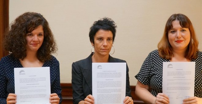 Unidos Podemos registra en el Congreso una proposición no de ley para pedir que se nombre a una mujer para presidir la comisión que analizará los delitos sexuales. / Europa Press