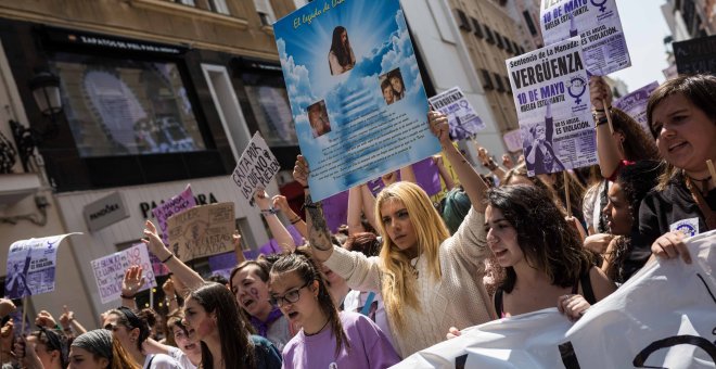 Valeria Quer, hermana de la joven Diana Quer, asesinada en Galicia por José Enrique Abuín, 'el Chicle', ha apoyado la manifestación estudiantil contra la sentencia a 'La Manada'.-JAIRO VARGAS