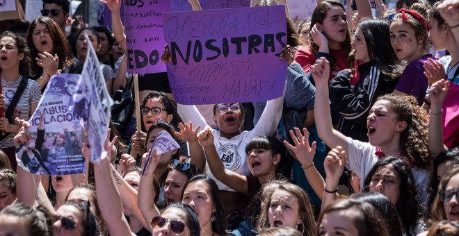 La manifestación frente al Ministerio de Justicia, en Madrid, contra la sentencia a 'La Manada'.-JAIRO VARGAS