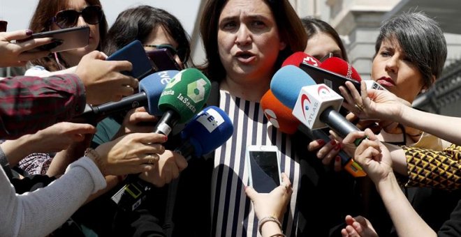 La alcaldesa de Barcelona Ada Colau, a su llegada al Congreso de los Diputados el pasado miércoles/EFE