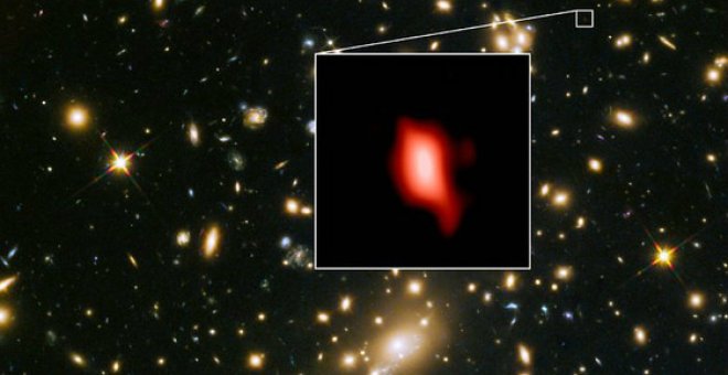 Cúmulo de galaxias MACS J1149.5 + 2223 tomadas con el Hubble. ALMA, Hubble, Hashimoto et al.