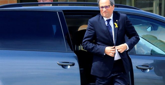 El president de la Generalitat, Quim Torra, a su llegada a la cárcel de Soto del Real donde se entrevistó con los expresidentes de la ANC y Òmnium Jordi Sánchez y Jordi Cuixart, respectivamente. - EFE