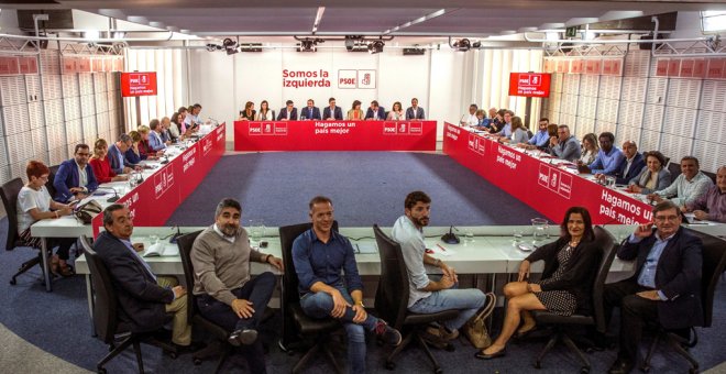 Reunión de la Ejecutiva Federal del PSOE celebrada hoy en la sede de Ferraz. EFE/Rodrigo Jiménez