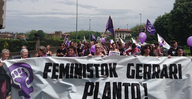 Manifestación del Movimiento Feminista de Euskal Herria contra la industria militar vasca. DANILO ALBIN