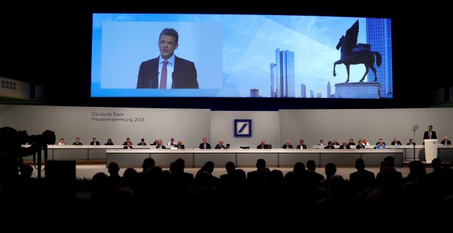 El consejero delegado de Deutsche Bank, Christian Sewing, durante la junta de accionistas del banco germani en Fráncfort. REUTERS/Kai Pfaffenbach