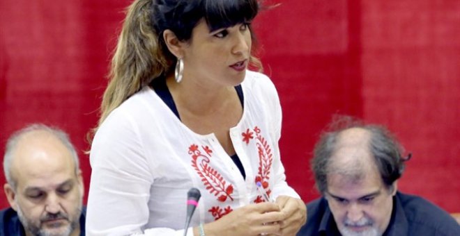 Teresa Rodríguez durante la sesión de control en el Parlamento. EUROPA PRESS