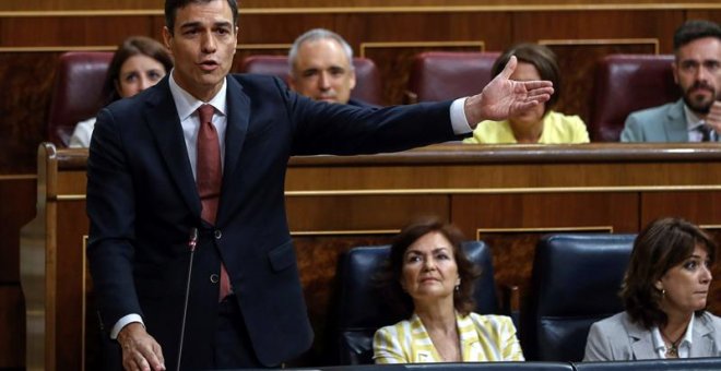 El presidente del gobierno Pedro Sánchez, durante su intervención en la sesión de control en el Congreso de los Diputados. - EFE