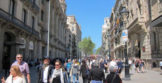 La población española creció un 0,28% en 2017, hasta alcanzar 46,65 millones de habitantes. (EP | ARCHIVO)