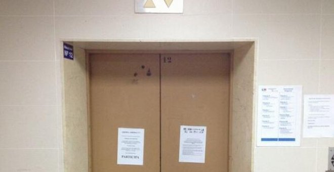 El ascensor donde se encontró el cuerpo sin vida del hombre en el hospital La Paz.- TWITTER