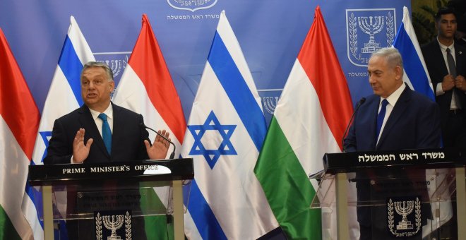 El primer ministro de Hungría, Viktor Orban y su homólogo israelí, Benjamin Netanyahu, dan una rueda de prensa conjunta en Jerusalén. EFE /Debbie Hill
