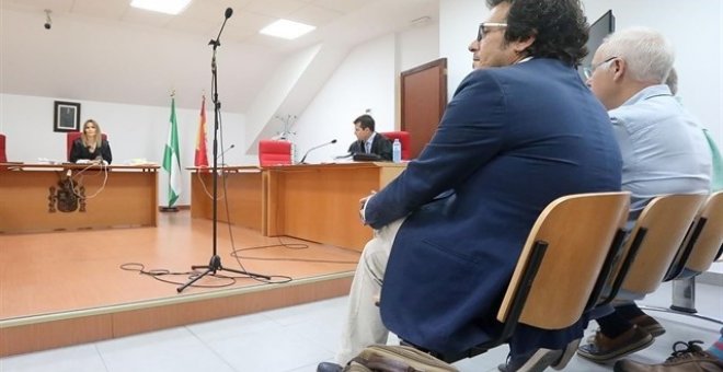 El alcalde de Cádiz, José María González 'Kichi', en el Juzgado. EUROPA PRESS/Archivo