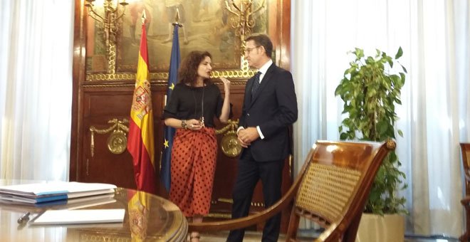 La ministra de Hacienda, María Jesús Montero, con el  presidente de la Xunta de Galicia, Alberto Nuñez Feijóo, en la sede del ministerio, en Madrid. XUNTA DE GALICIA