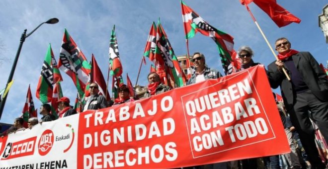 Cabecera de la manifestación del 1 de Mayo, en Madrid - EFE