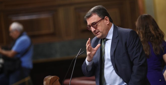 Aitor Esteban, portavoz del PNV en el Congreso de los Diputados, durante una intervención en la Cámara baja en una fotografía de archivo | EP