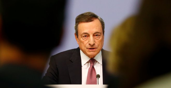 El presidente del BCE, Mario Draghi, en la rueda de prensa posterior a la reunión del Consejo de Gobierno de la entidad en Fráncfort. REUTERS/Kai Pfaffenbach