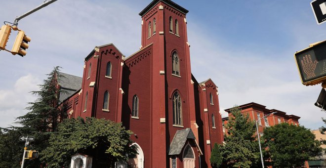 La iglesia Santa Lucía-San Patricio en Brooklyn, donde trabajaba Angelo Serrano. AFP