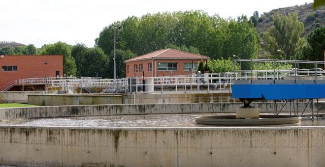 Depuradora en el barrio pedáneo de Villaspesa, Teruel. / EFE - ANTONIO GARCÍA