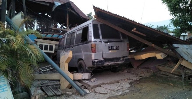 Imagen de los destrozos producidos por el terremoto en la ciudad de Palu. | Reuters