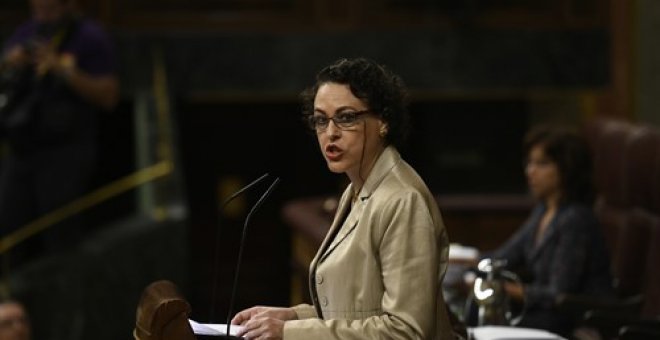 La ministra de Trabajo, Magdalena Valerio, durante un pleno del Congreso en septiembre. EUROPA PRESS