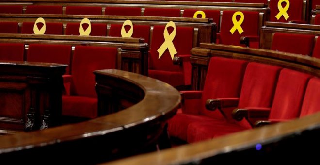 04/10/2018.- Vista general del hemiciclo del Parlament de Catalunya, el día que el pleno debatirá y votará las propuestas de resolución presentadas por los grupos parlamentarios, en la tercera y última jornada del Debate de Política General, tras las tens