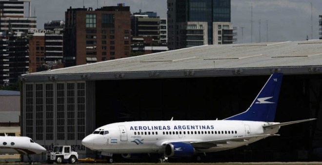 Un avión de Aerolíneas Argentinas en el Aeroparque Metropolitano de Buenos Aires, Argentina. EFE