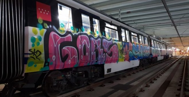 Vagones de metro de Madrid pintados. EP