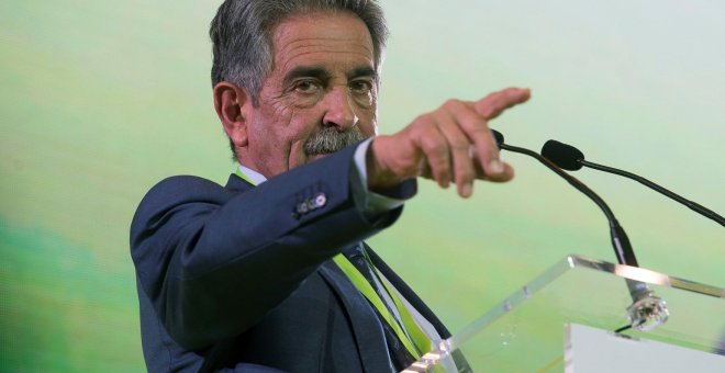 Miguel Ángel Revilla, durante el congreso del Partido Regionalista de Cantabria celebrado en Santander. EFE