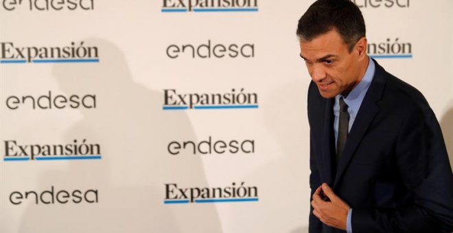 El presidente del Gobierno, Pedro Sánchez , a su llegada a la celebración del 31 aniversario del diario Expansión. EFE/JuanJo Martín