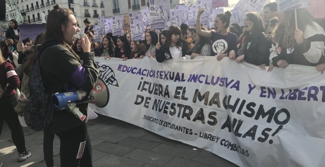 Algunas de las feministas en la movilización estudiantil en Madrid por una educación no sexualizada - Arancha Ríos