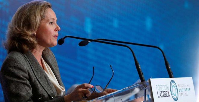 La ministra de Economía, Nadia Calviño, durante su intervención en un acto público. (J.J. GUILLÉN | EFE)