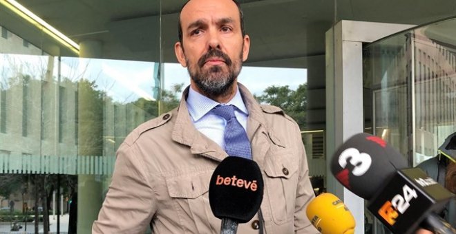 El abogado de los policías imputados por el 1-O, Antonio Suárez-Valdés. EUROPA PRESS