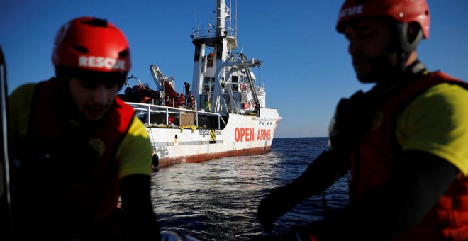 El barco de rescate de Proactiva Open Arms, en el Mediterráneo central.- REUTERS/ARCHIVO