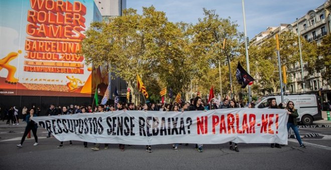 La manifestación de los estudiantes recorre las calles de Barcelona. /EUROPA PRESS