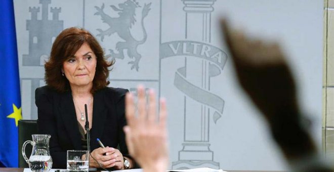 Carmen Calvo durante la rueda de prensa en Moncloa. (ÁNGEL DÍAZ | EFE)