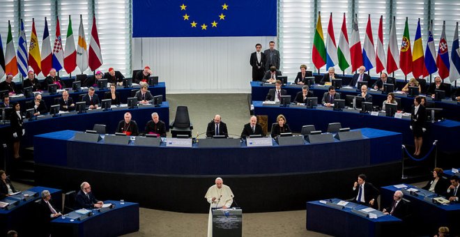 El Papa Francisco en el Parlamento Europeo . Foto: Wikipedia