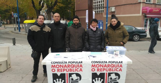 Una mesa electoral de Leganés. Foto cedida por la organización Monarquía o República.