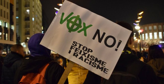 Manifestación antifascista en Girona. / FOTO: @AntifaGironina