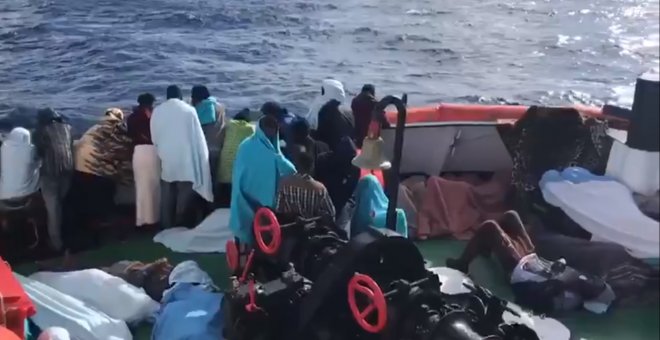 Imágenes de los 310 migrantes que viajan a bordo del Open Arms./ Twitter Open Arms
