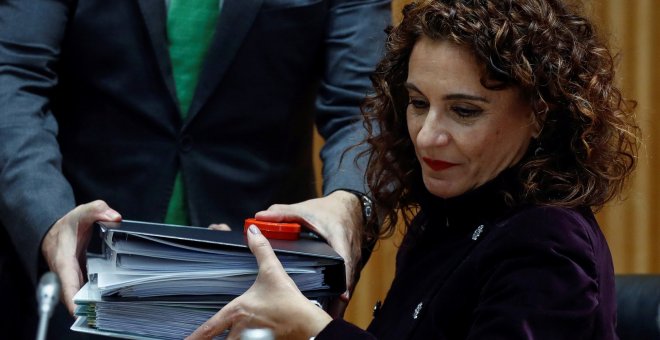 La ministra de Hacienda, María Jesús Montero, durante la presentación del proyecto de Ley de Presupuestos Generales del Estado de 2019 en el Congreso de los Diputados. EFE/Emilio Naranjo