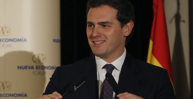 El líder de Ciudadanos, Albert Rivera, durante su discurso en un desayuno informativo. EFE/Ballesteros